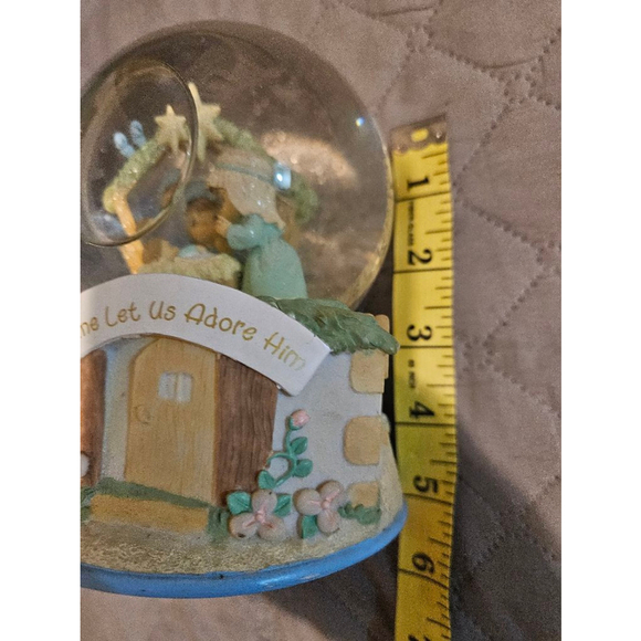 Precious Moments Nativity Musical Waterball Snowglobe O Little Town of Bethlehem - Picture 11 of 12
